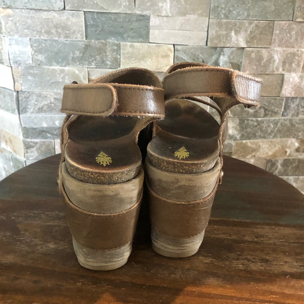 Wedges 9 - Picture 3 of 3